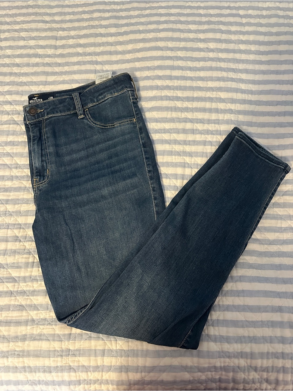 Hollister Women's Dark Indigo Skinny Jeans